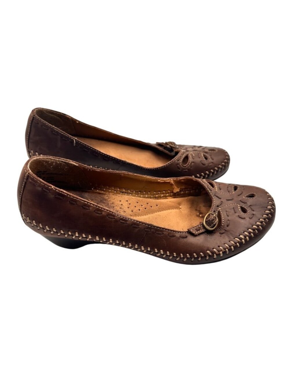 Bass Size 8m Brown Leather Slip-On Loafers Cutout Design Low Heel